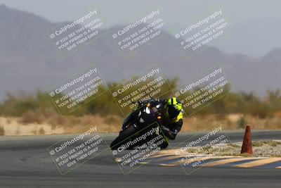 media/Apr-10-2022-SoCal Trackdays (Sun) [[f104b12566]]/Turn 15 (145pm)/